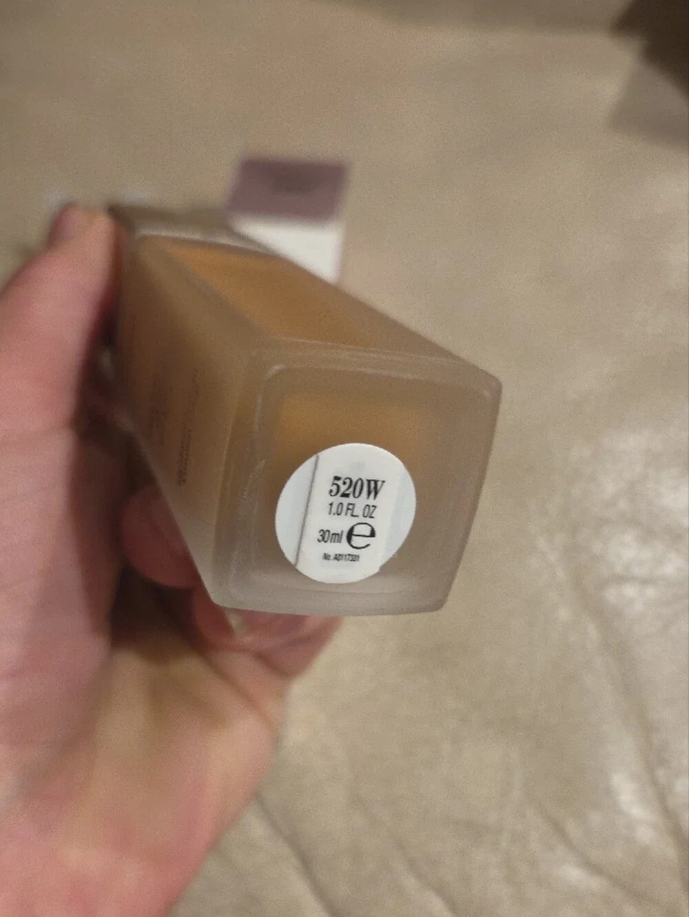 Elizabeth Arden Flawless Finish Foundation - Warm Tan Bottle with White Box